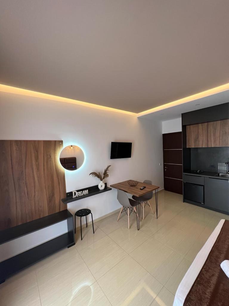 Apartments Sadiku Sarande Bagian luar foto