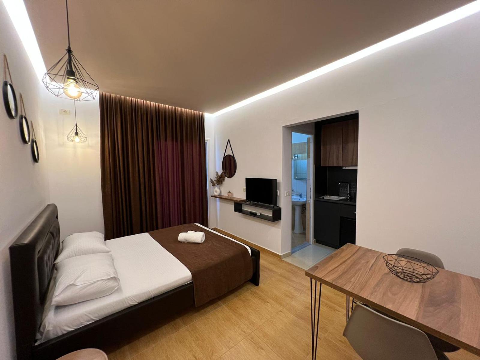 Apartments Sadiku Sarande Bagian luar foto