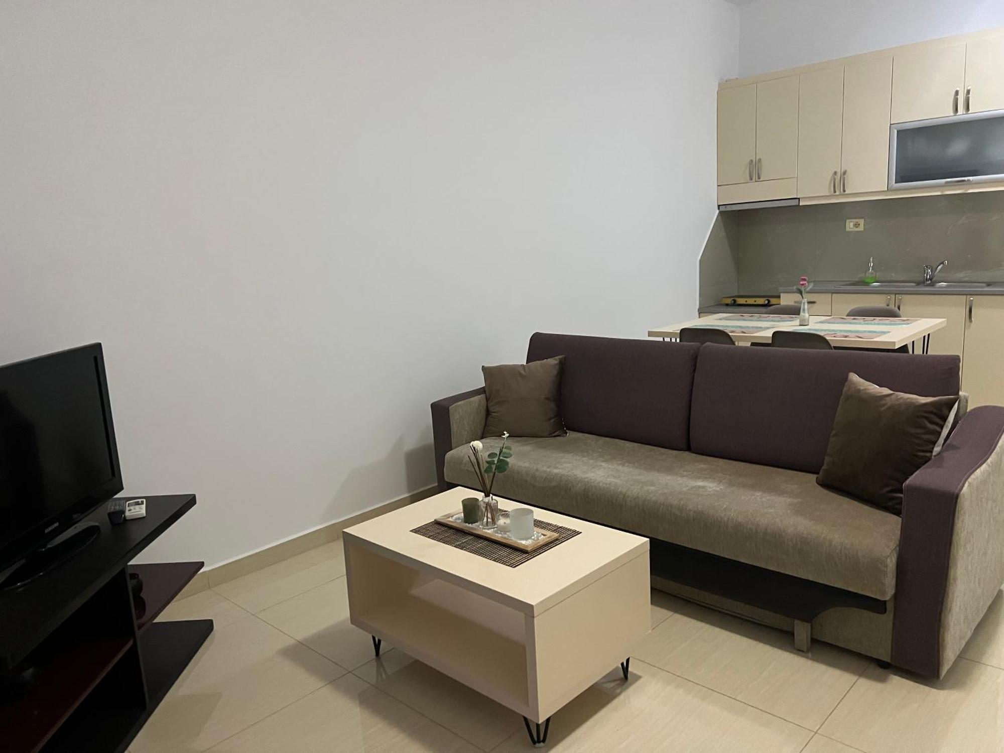 Apartments Sadiku Sarande Bagian luar foto