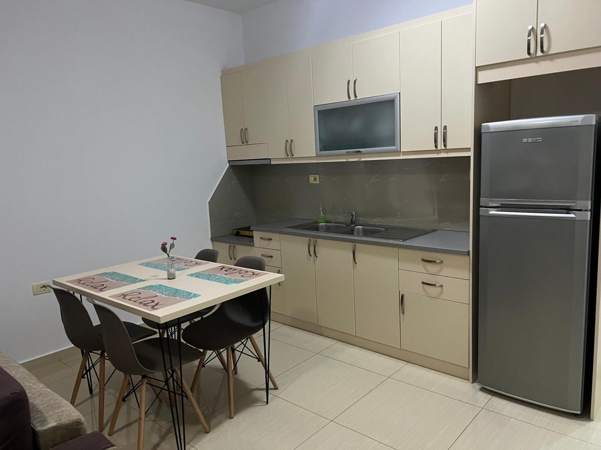 Apartments Sadiku Sarande Bagian luar foto