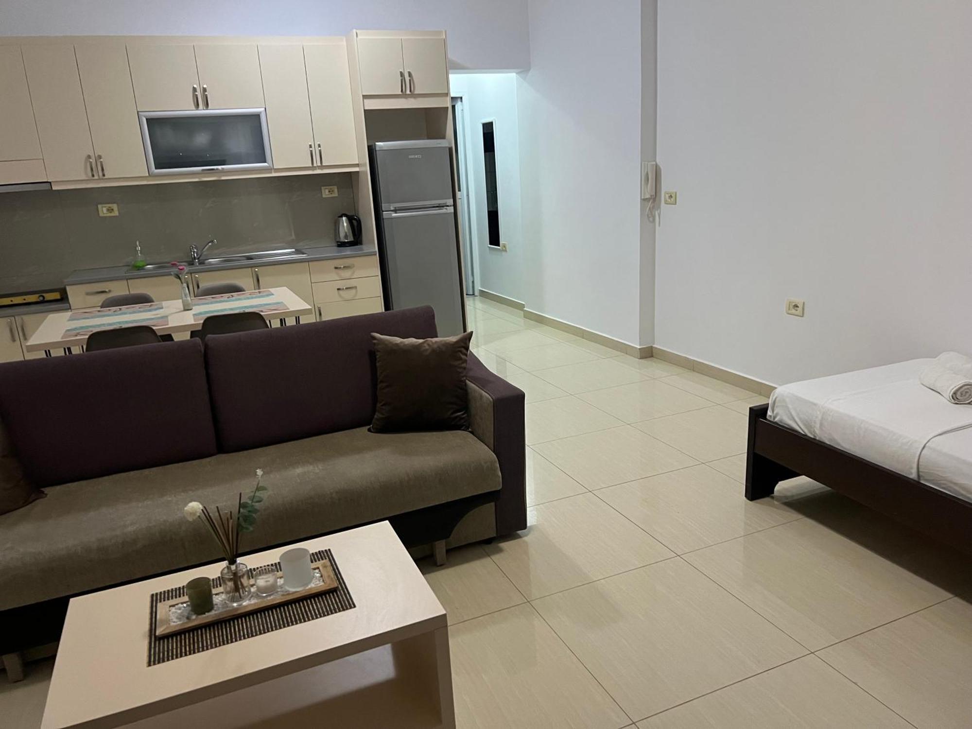 Apartments Sadiku Sarande Bagian luar foto