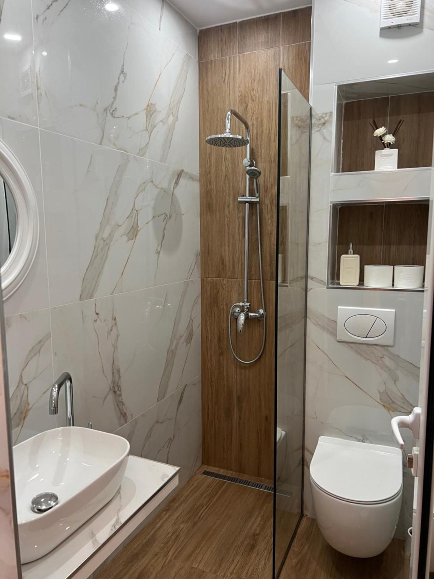 Apartments Sadiku Sarande Bagian luar foto